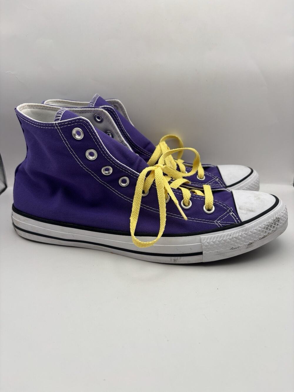 Converse Chuck Taylor High Top Purple Sneakers Men Size 12 Women Size 14